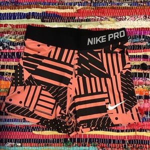 Nike Elastic Waist Tight Running Shorts